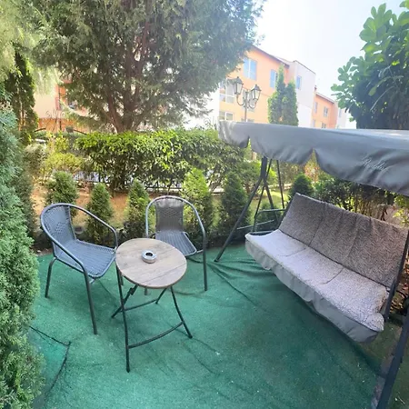 Monte Carlo Vaio - 1br Garden - With Direct Pool Access דירה סאני ביץ'