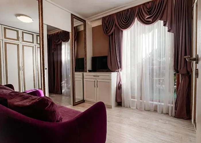 Monte Carlo Vaio - 1br Garden - With Direct Pool Access דירה סאני ביץ'