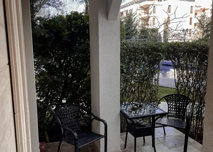 Appartement Monte Carlo Vaio - 1br Garden - With Direct Pool Access Slantchev Briag